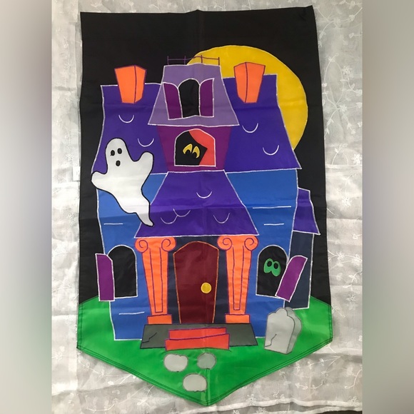 Halloween flag
decorative  in very good condition - Picture 4 of 9